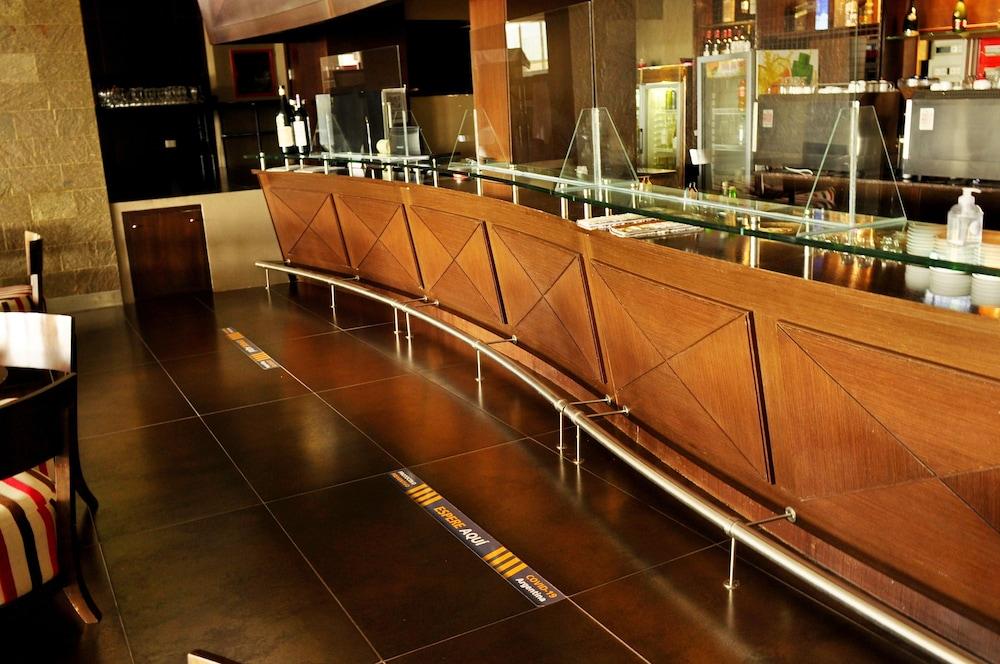 Rayentray Grand Hotel Puerto Madryn Dış mekan fotoğraf