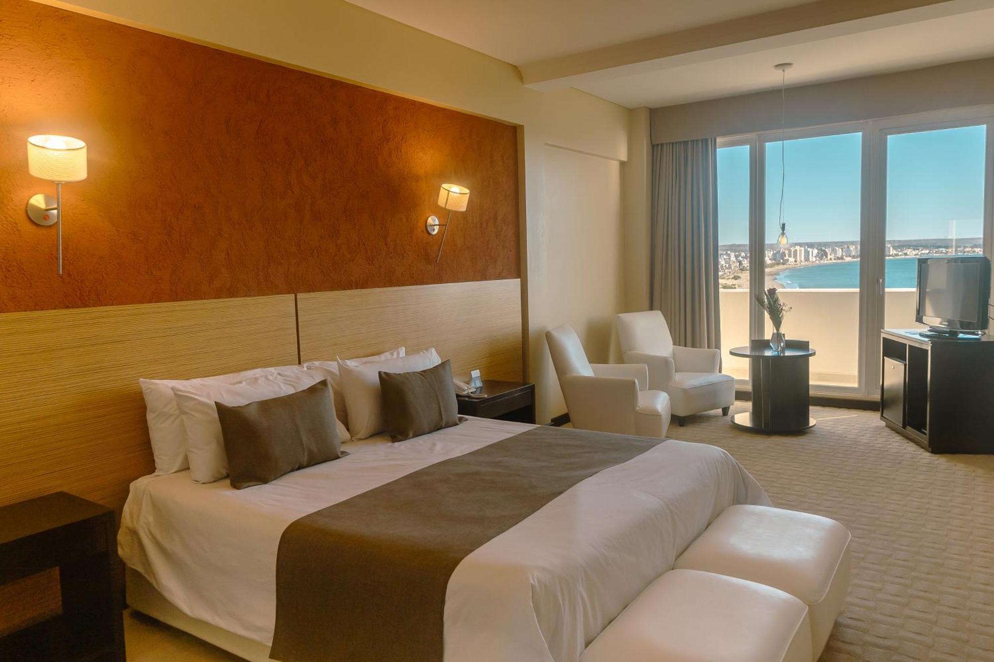 Rayentray Grand Hotel Puerto Madryn Dış mekan fotoğraf